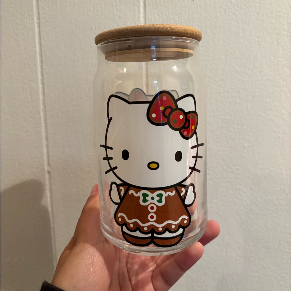 Hello Kitty Gingerbread Glass Cup